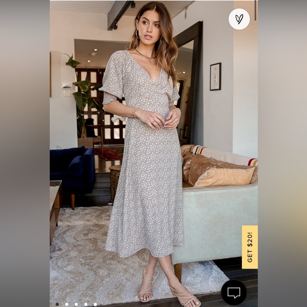 Lulu’s Green Floral Print Puff Sleeve Midi Dress